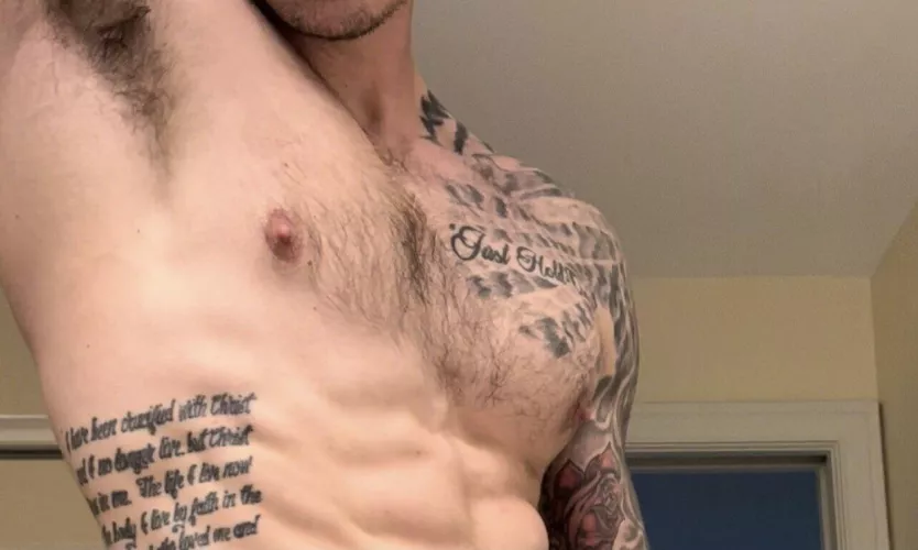 Not ready to show my face but a sneak peek at my armpit. What do you all think? 😏