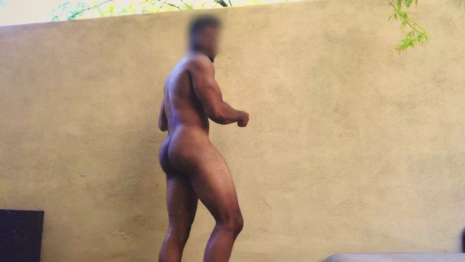 Nude vineyard