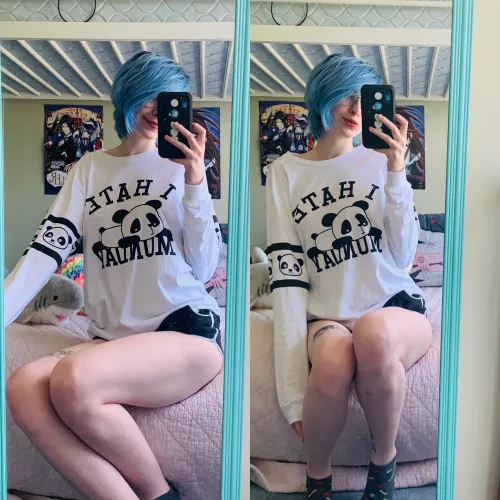 obsessed with this cute panda shirt 🥺