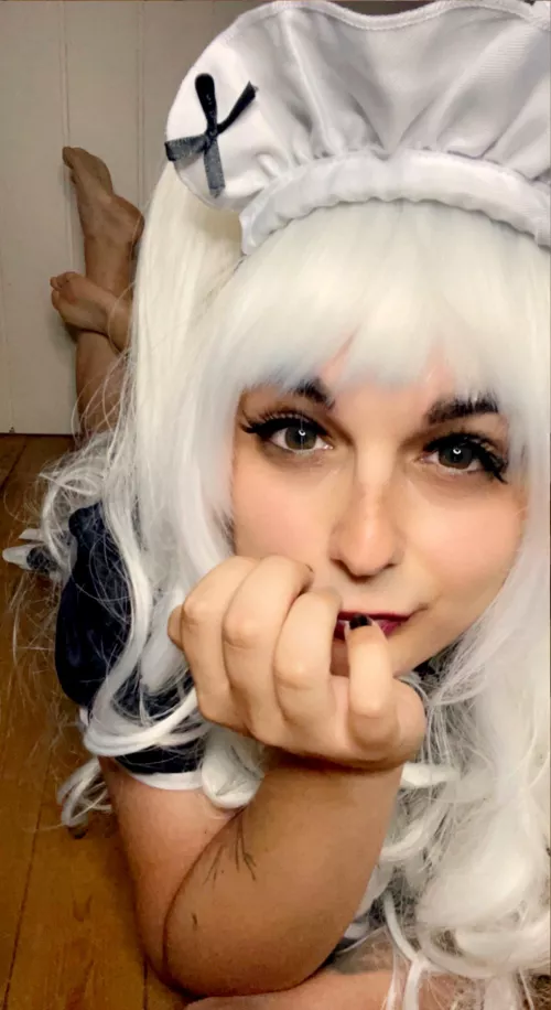 oh, hello there~ sorry if I'm staring at you for so long but I can't look away you're too cute!😍May we have a chat?🥺