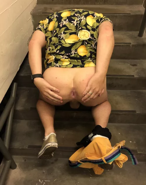 Oh no… I tripped over on the stairs…. 😏