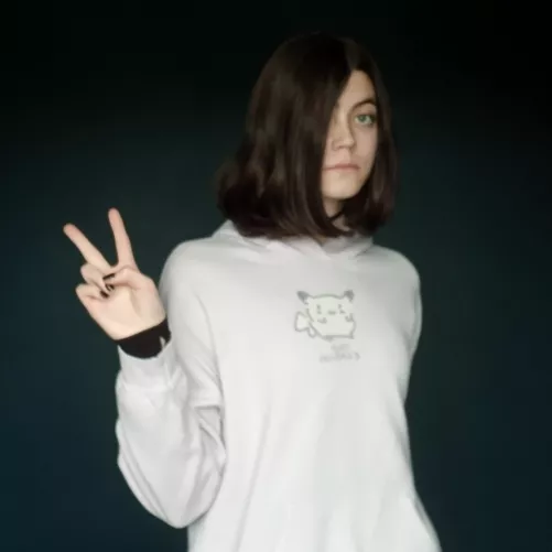 one bf to cuddle plz🥺