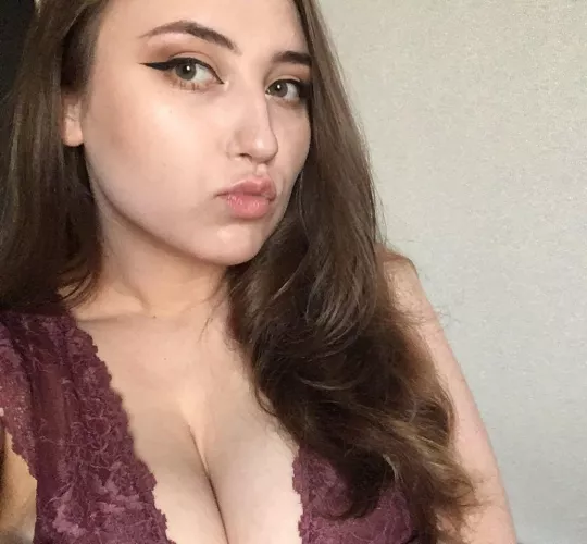 one of my fav pics of me 🎀