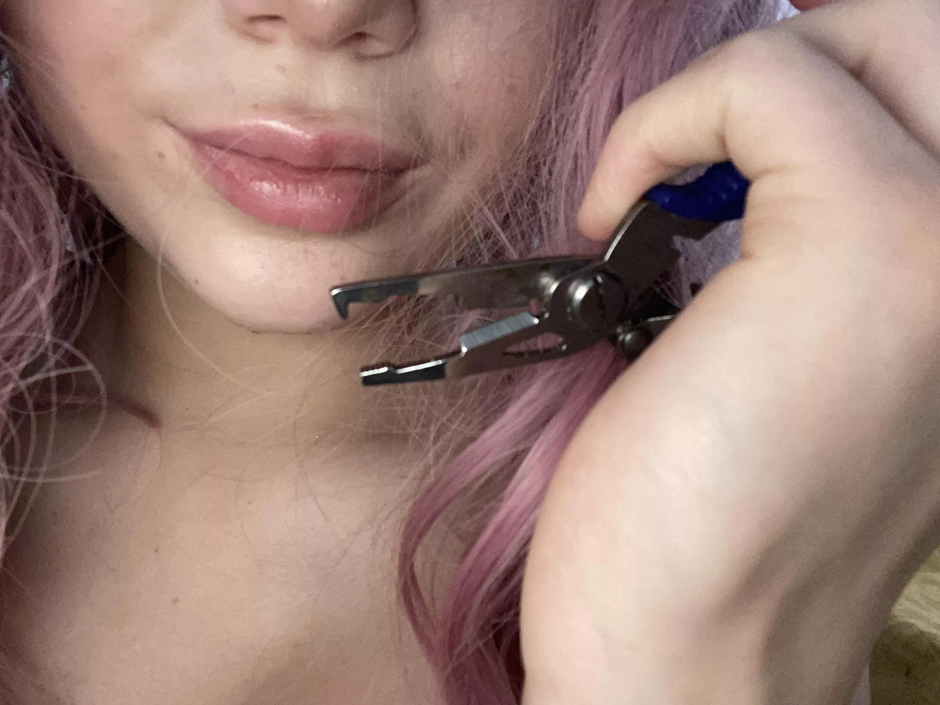 One of my favourite things to use on pathetic subs 👀😈 [domme]