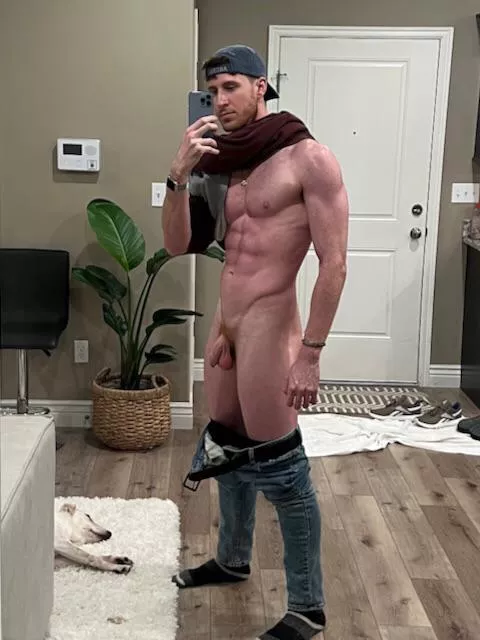 Only up if you wanna see me hard... And then finish me off 😈