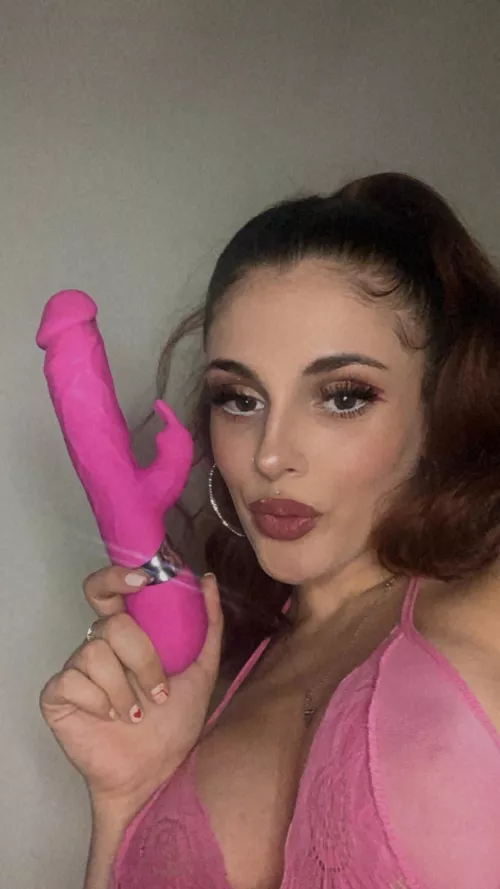 Open that throat pussy & say aahhh, Mommy has a big pink surprise to get rid of your gag reflex.