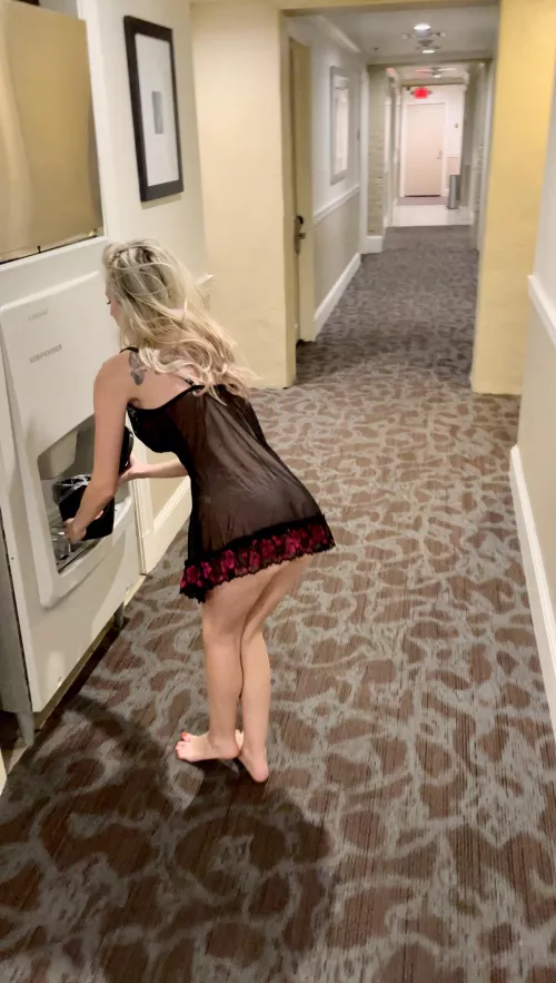 Oppps…forgot to wear panties to go get ice in the hotel…wonder who noticed…💋😈