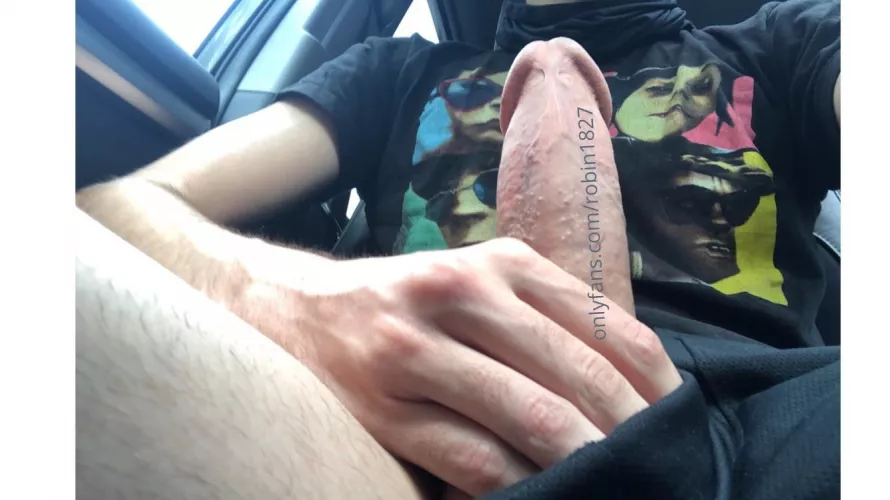 Out getting some groceries but I’m so horny who’s gonna help me out?