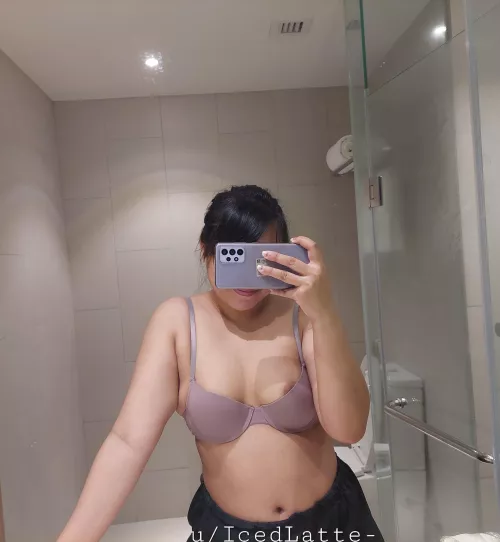 Outgrew my old bra, should I get new ones or just go braless? 🤔 [F]