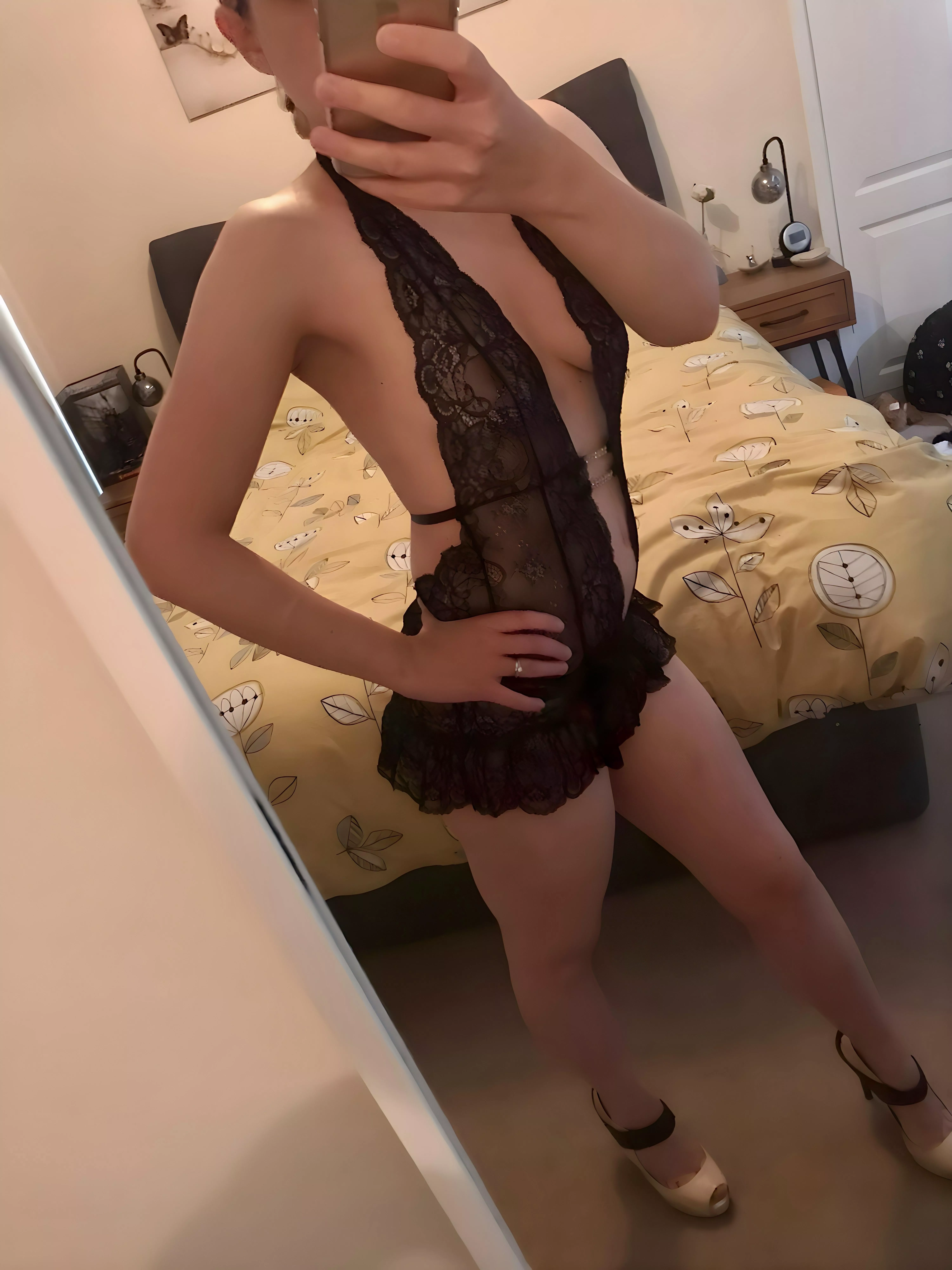 Perfect little wife