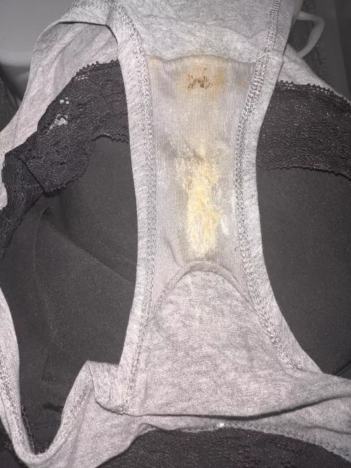 Petite wife’s daily panties. Creamy little mom bod.