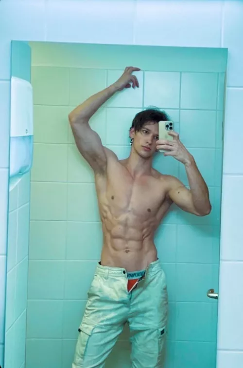 pic submitted by fashion model: Andrii Levchenko