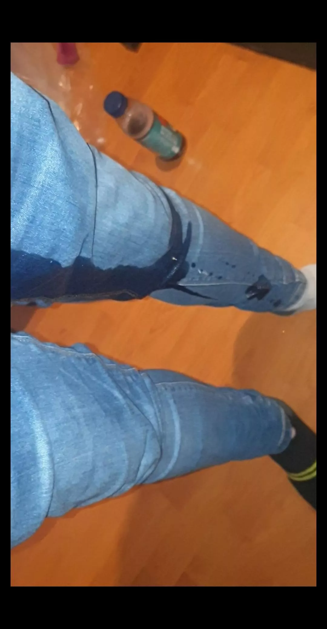 pissing in my tight jeans 😈 19