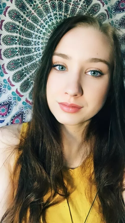 Playtime! message me on k!k: nicki.zeys ♡