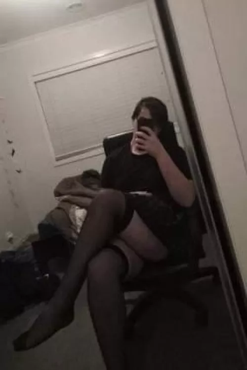 Please make me into your pathetic sissy slut