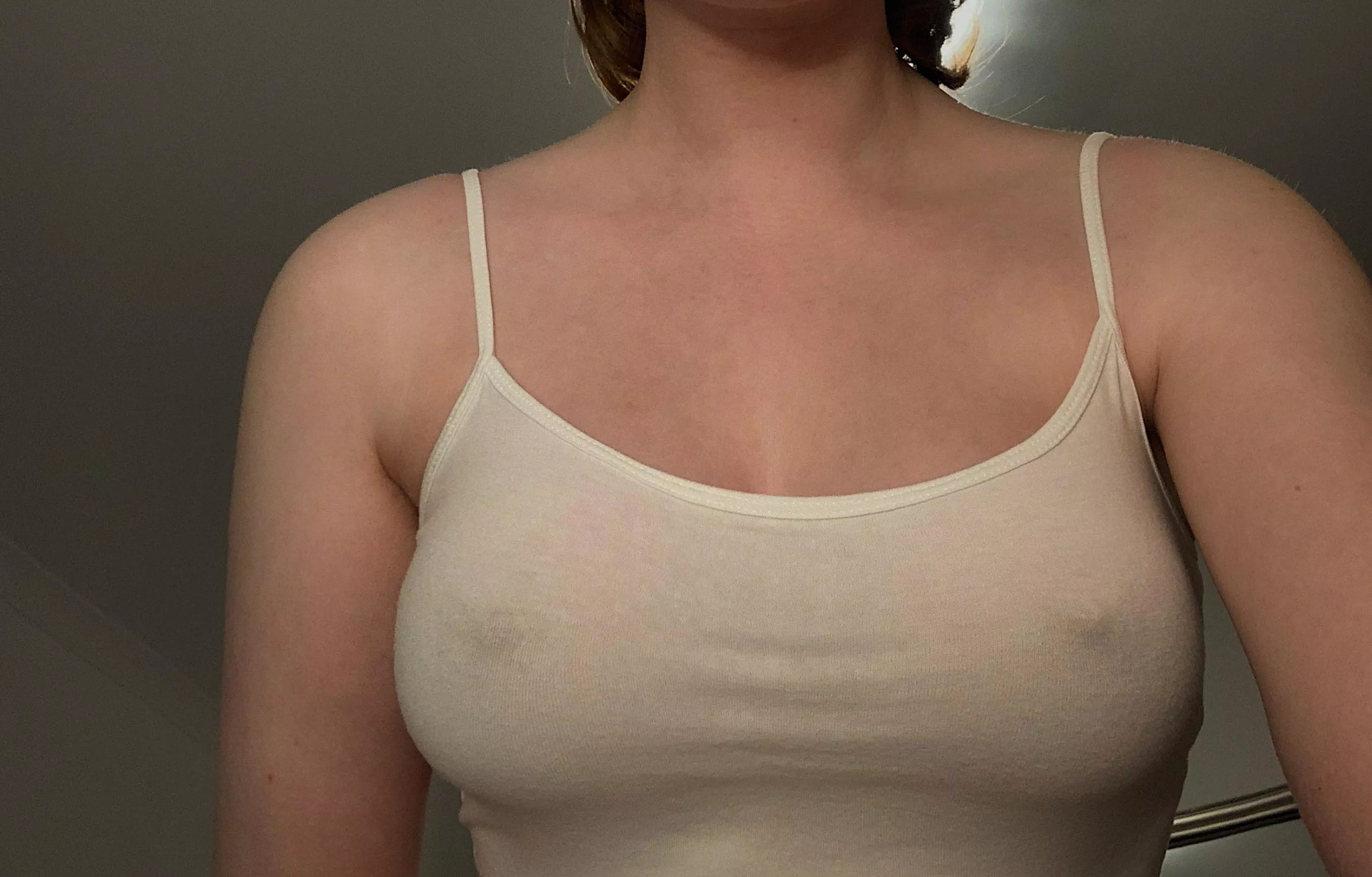 pokies in white <3