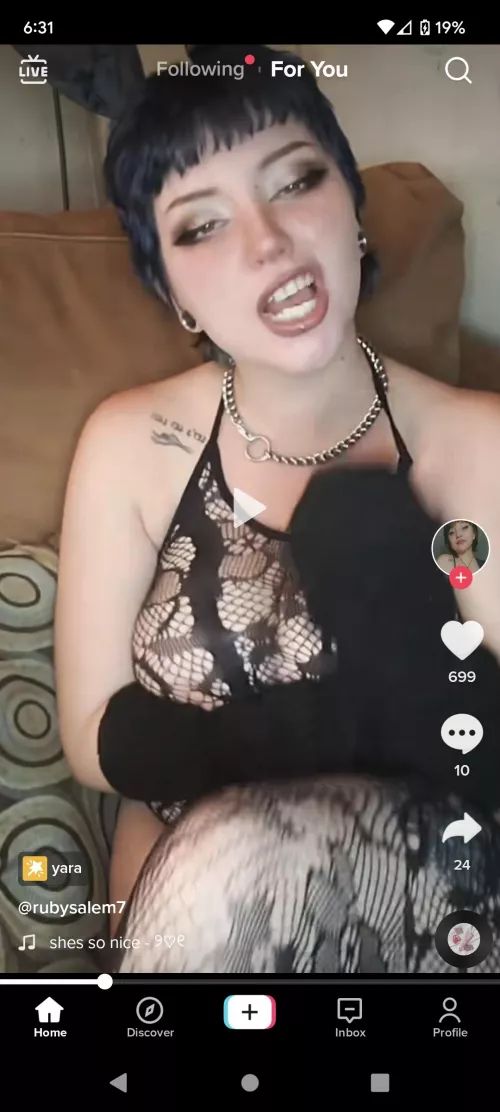 Popped on FYP link in comments