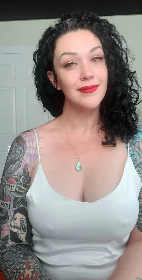 post titles are daunting. here are my braless tits. 🤗