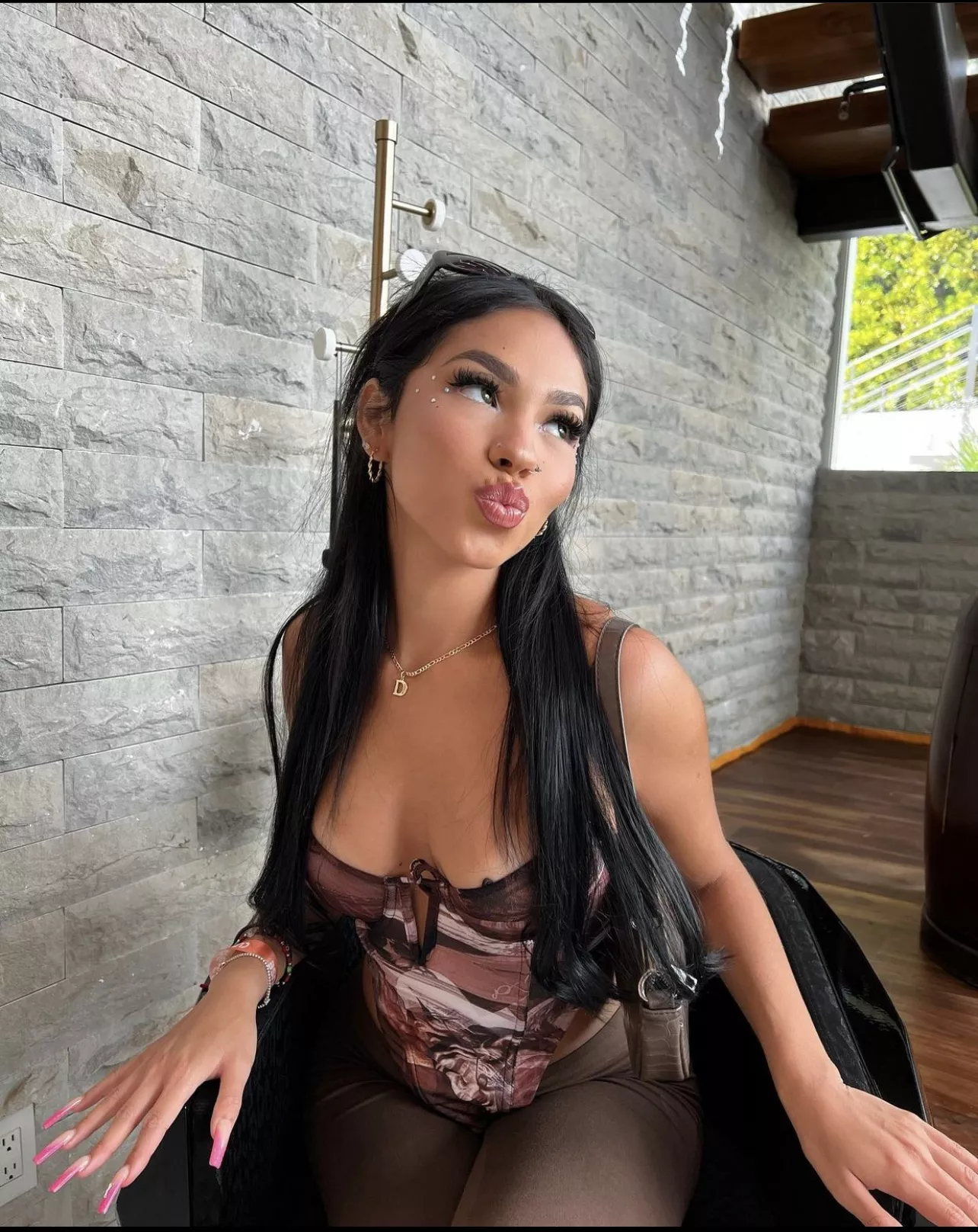 Pout