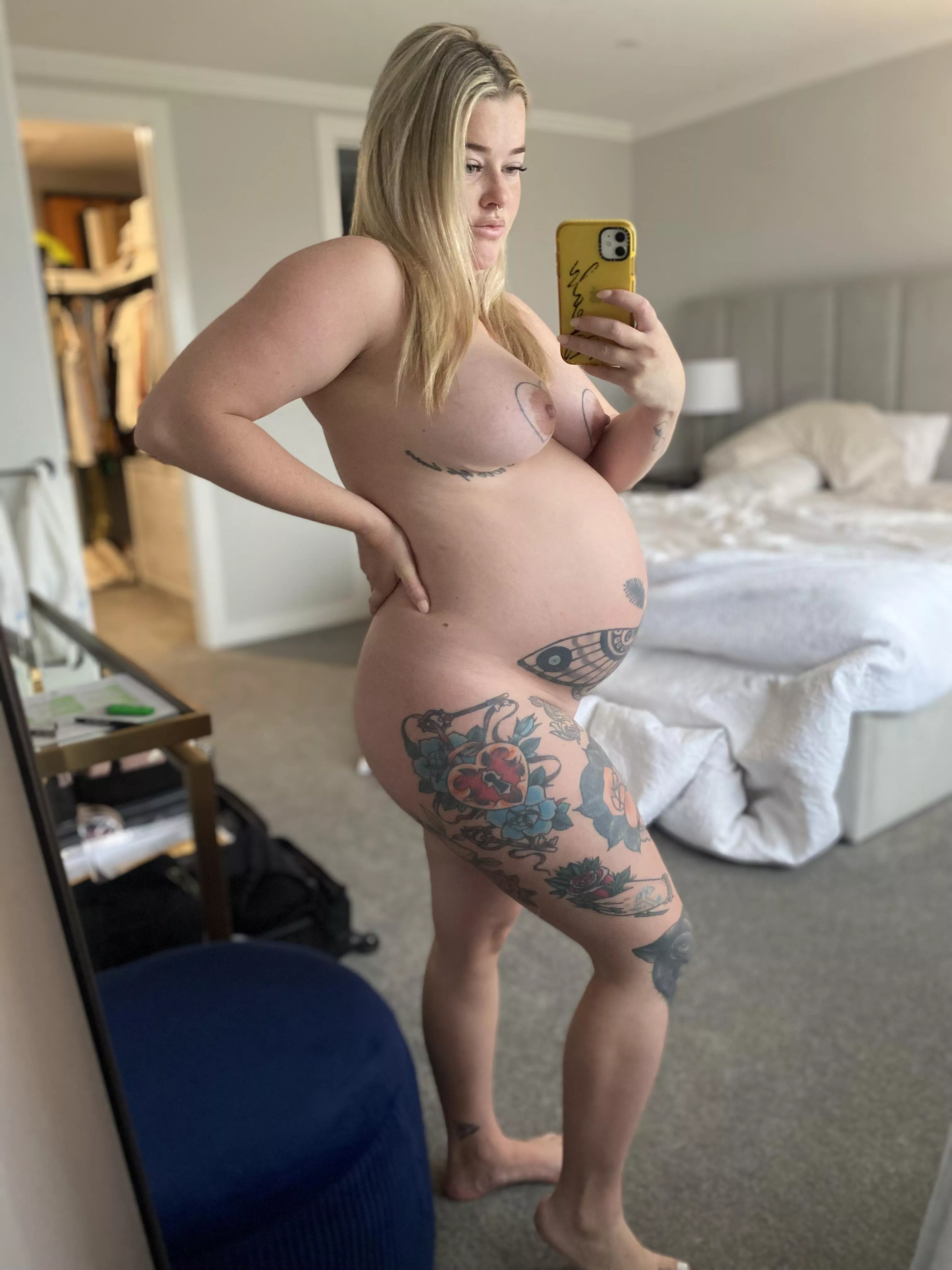 Preggo and proud of this body