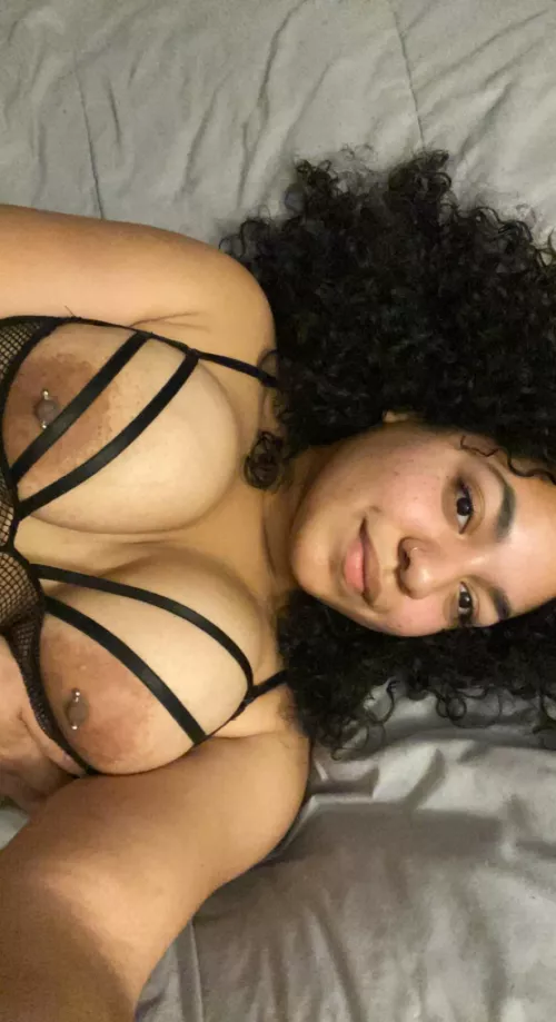 Pretty face and nice tits. All natural ❤️