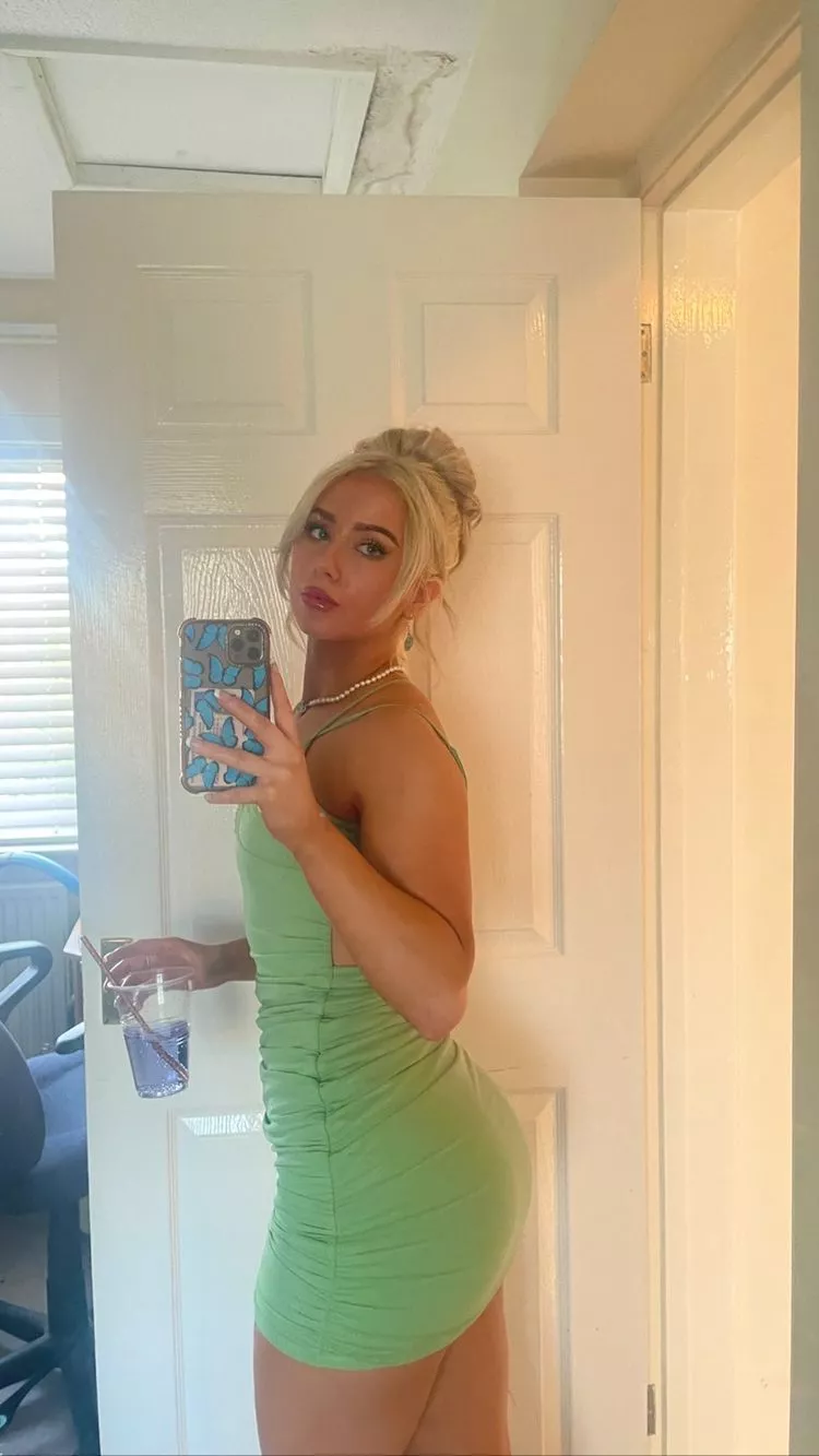 pretty in green