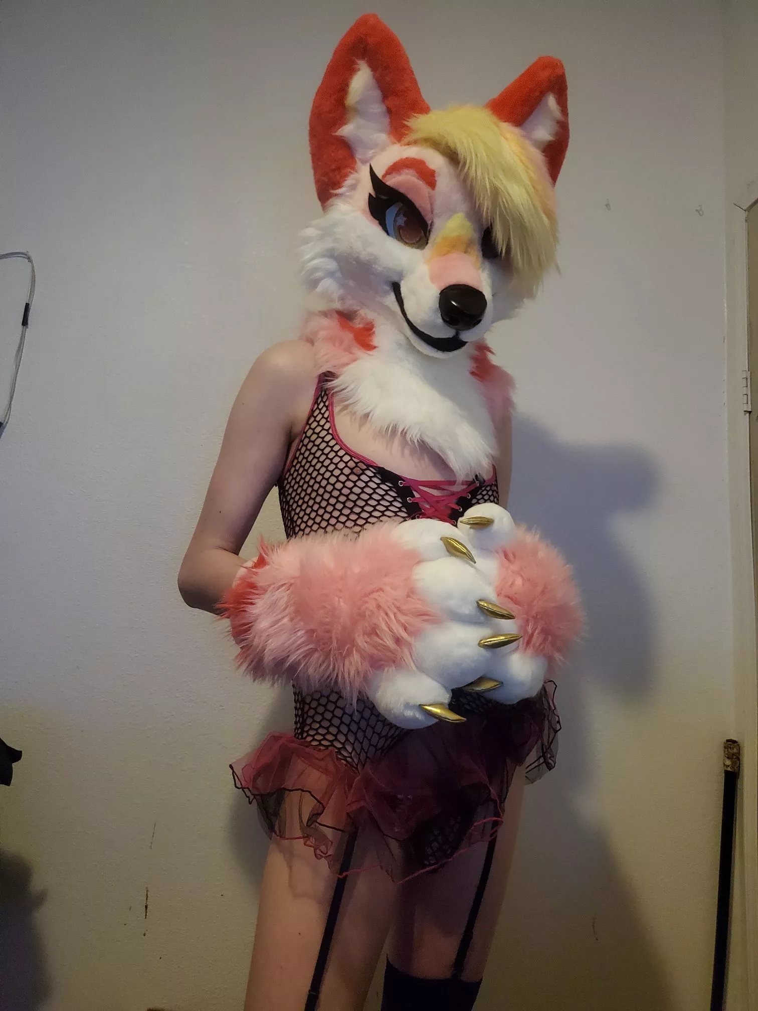 Pretty in pink [M]