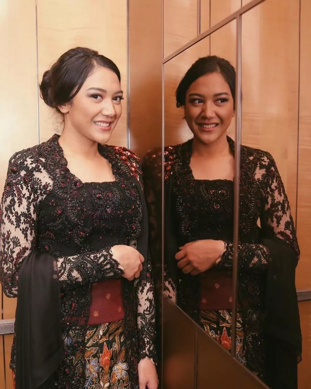 Putri Tanjung