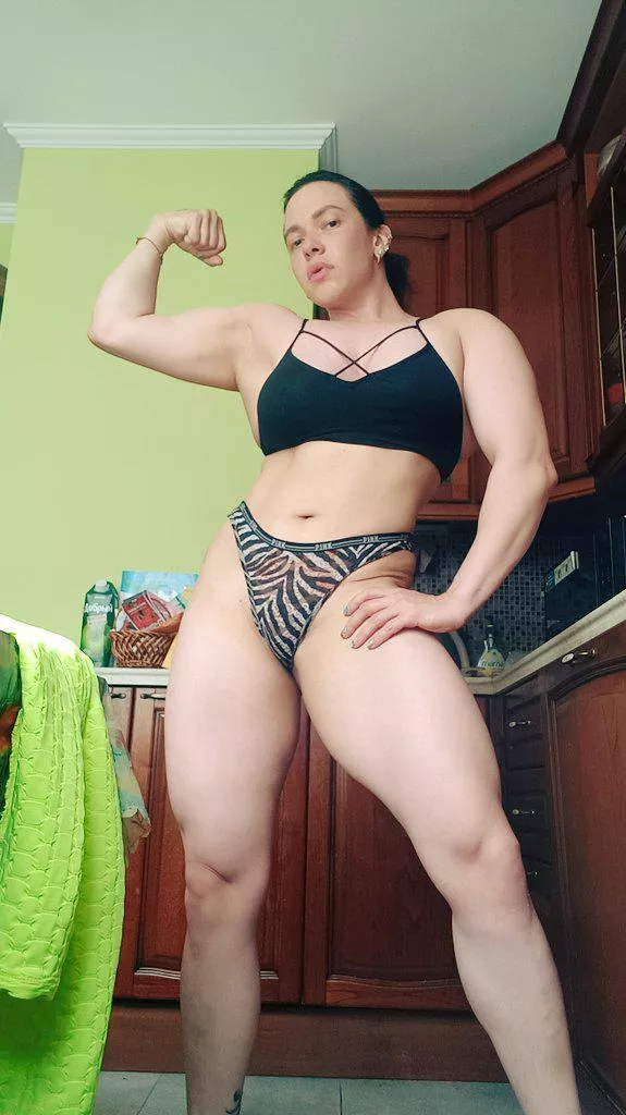 Quads or biceps?