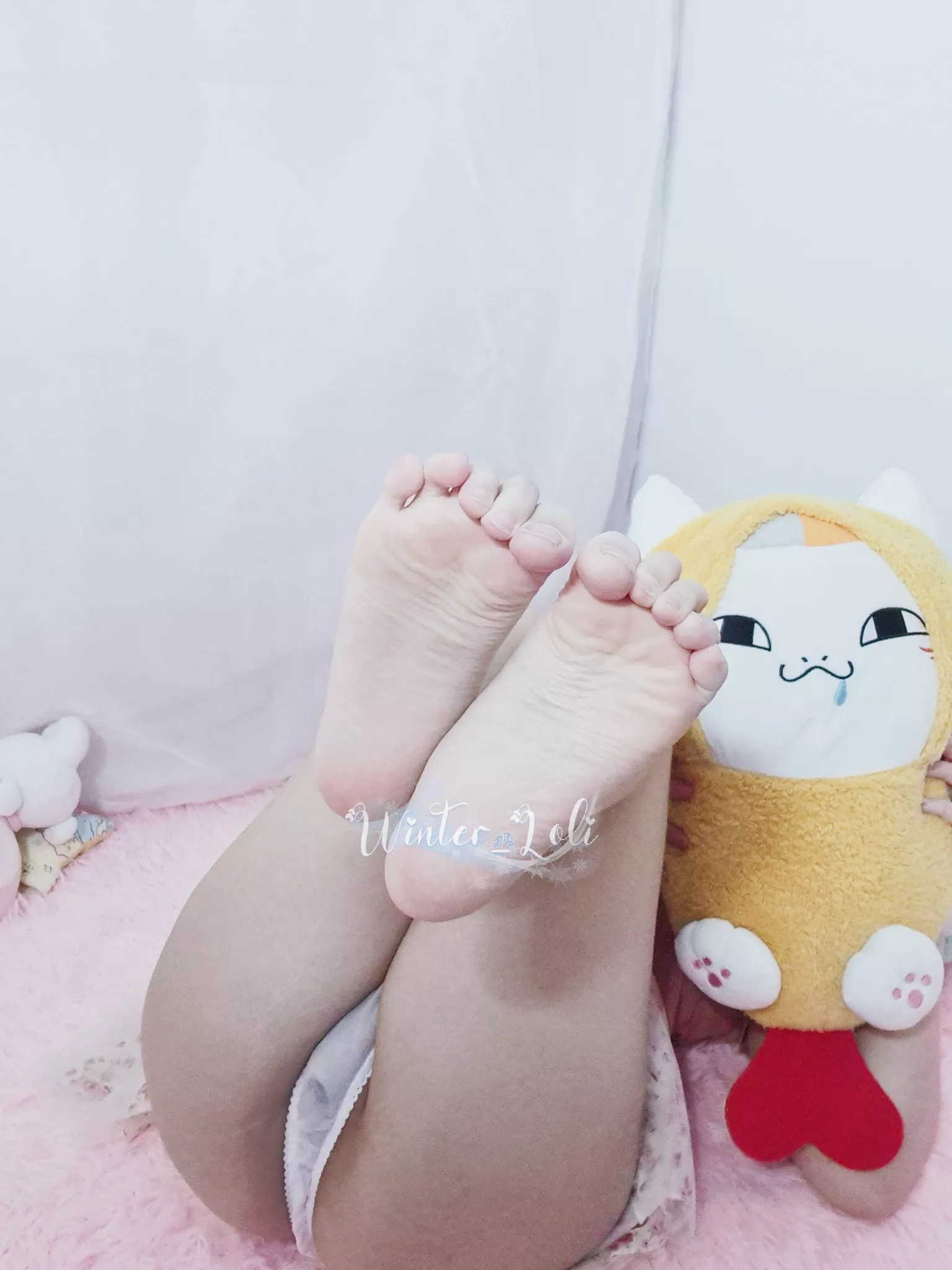 racy asian girl feet