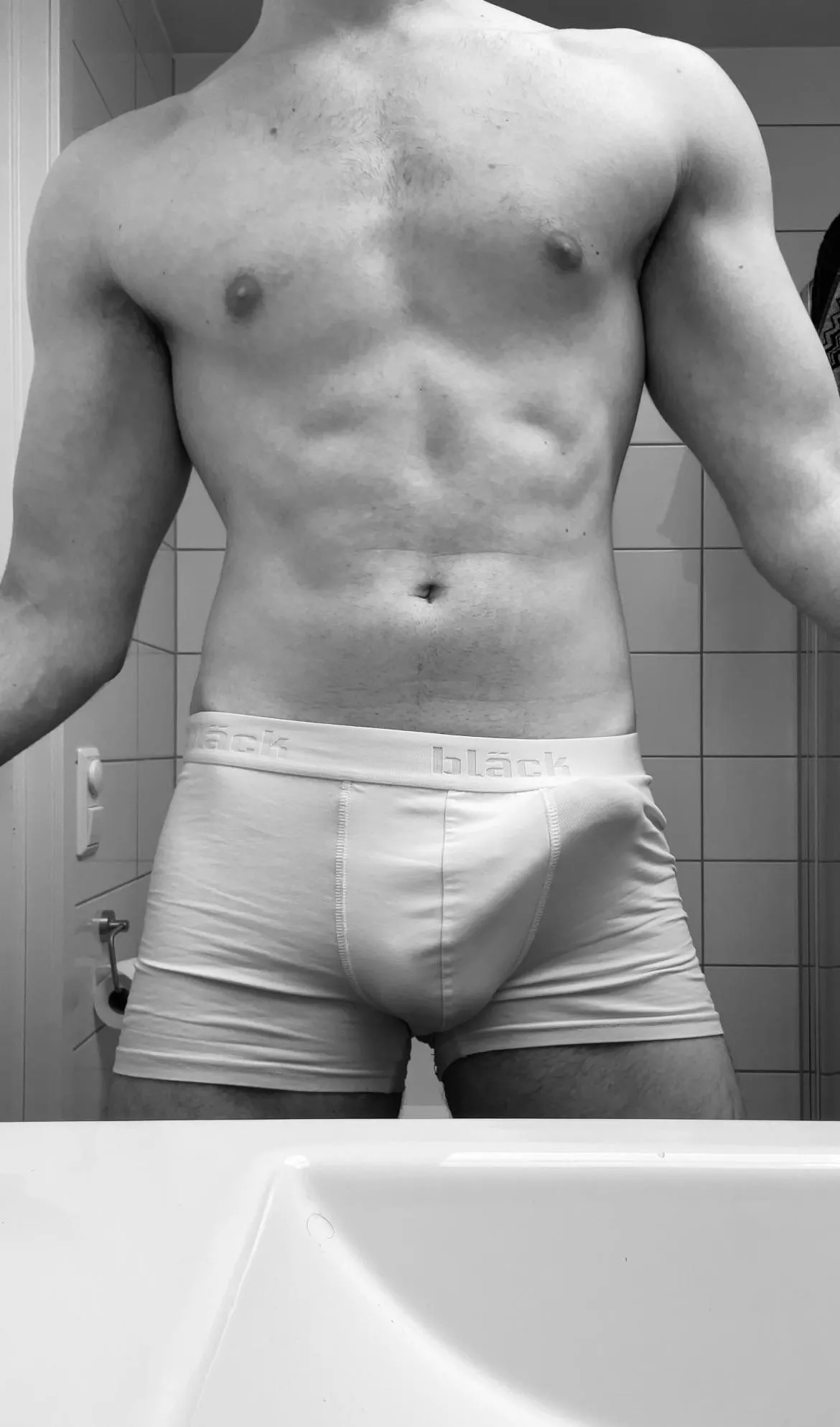Rate my bulge