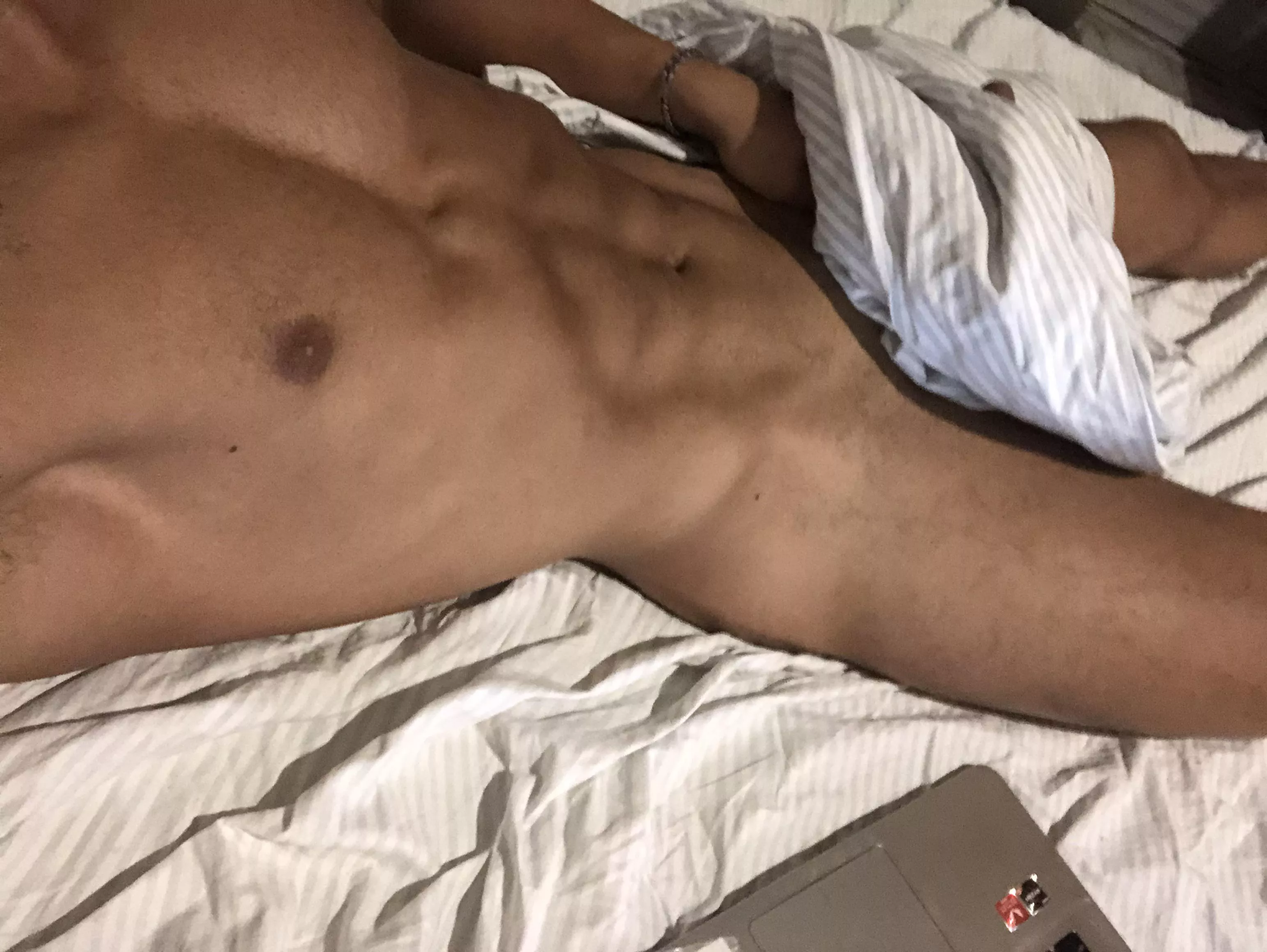 Rating🤔[M]