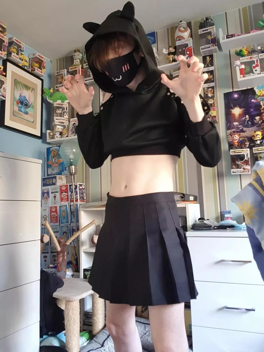 rawr •w•