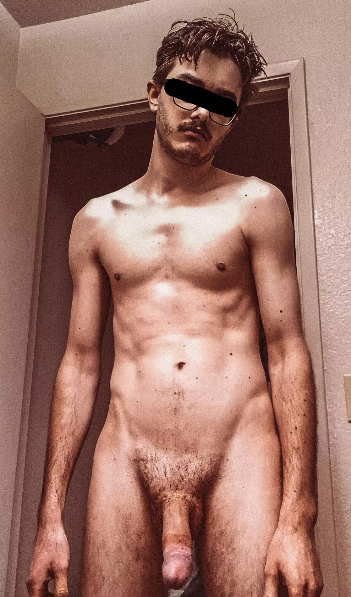Ready for the shower 🚿