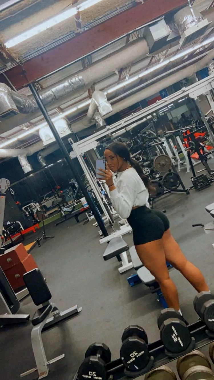 Real booty 😝