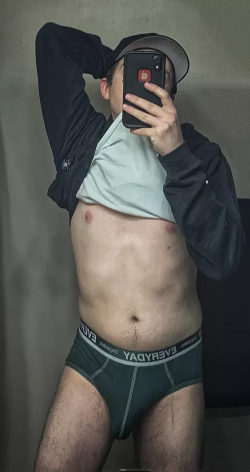 Really wish I didn’t have a to wear pants😤 Snap and kik in the bio😘