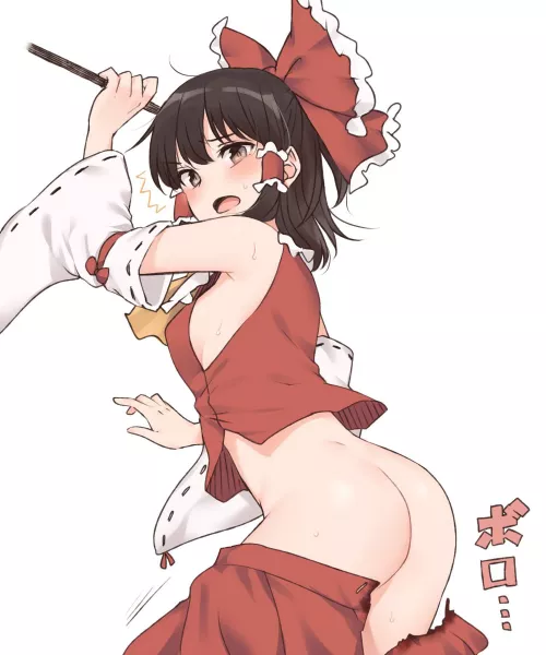 Reimu’s skirt ripped