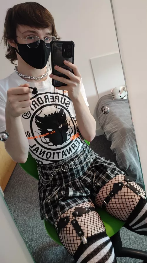 Rest your head and listen to some tunes with me?