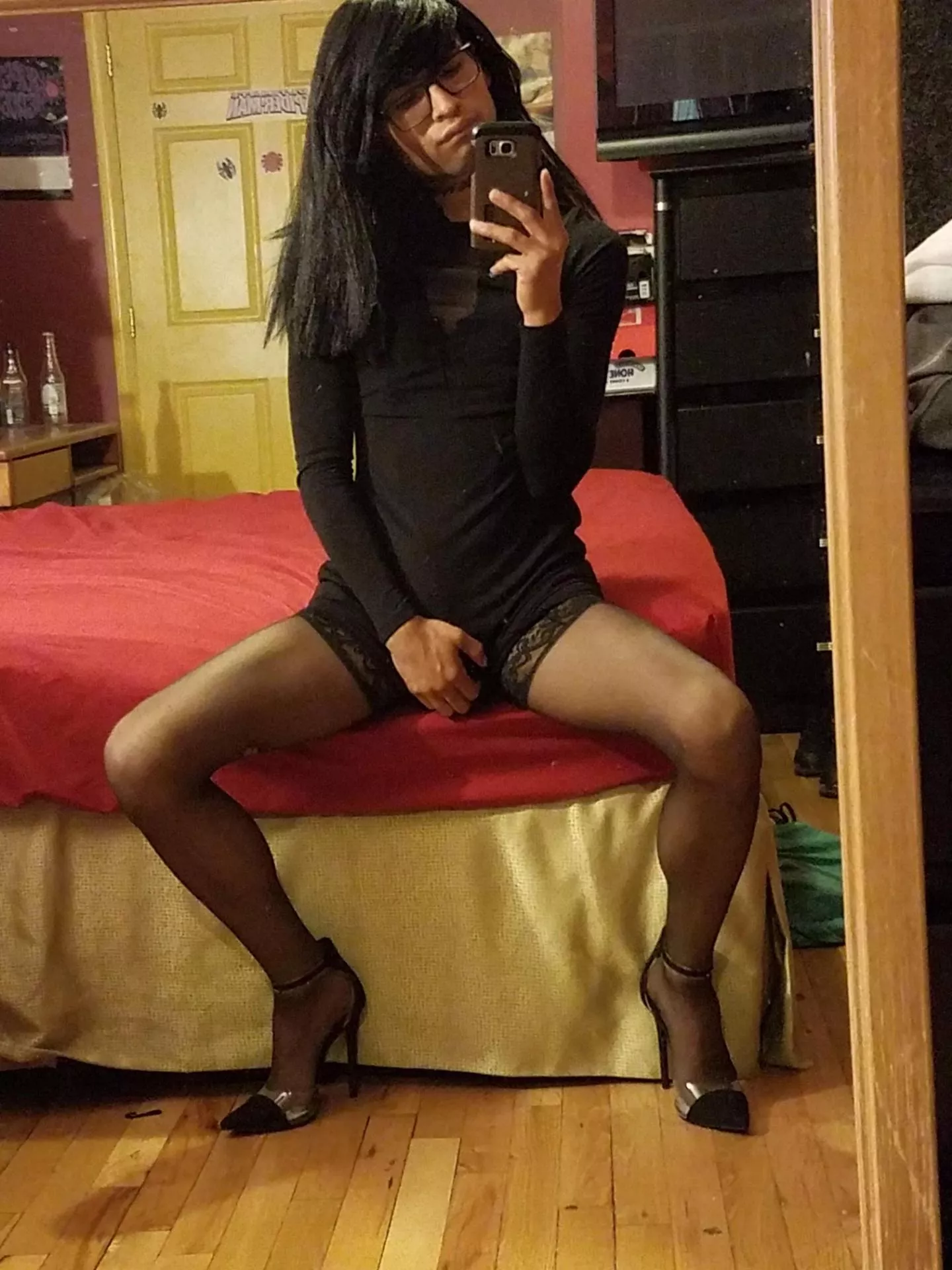 Rocking these sexy stockings I got from Victoria's Secret! Tell me what you think!!