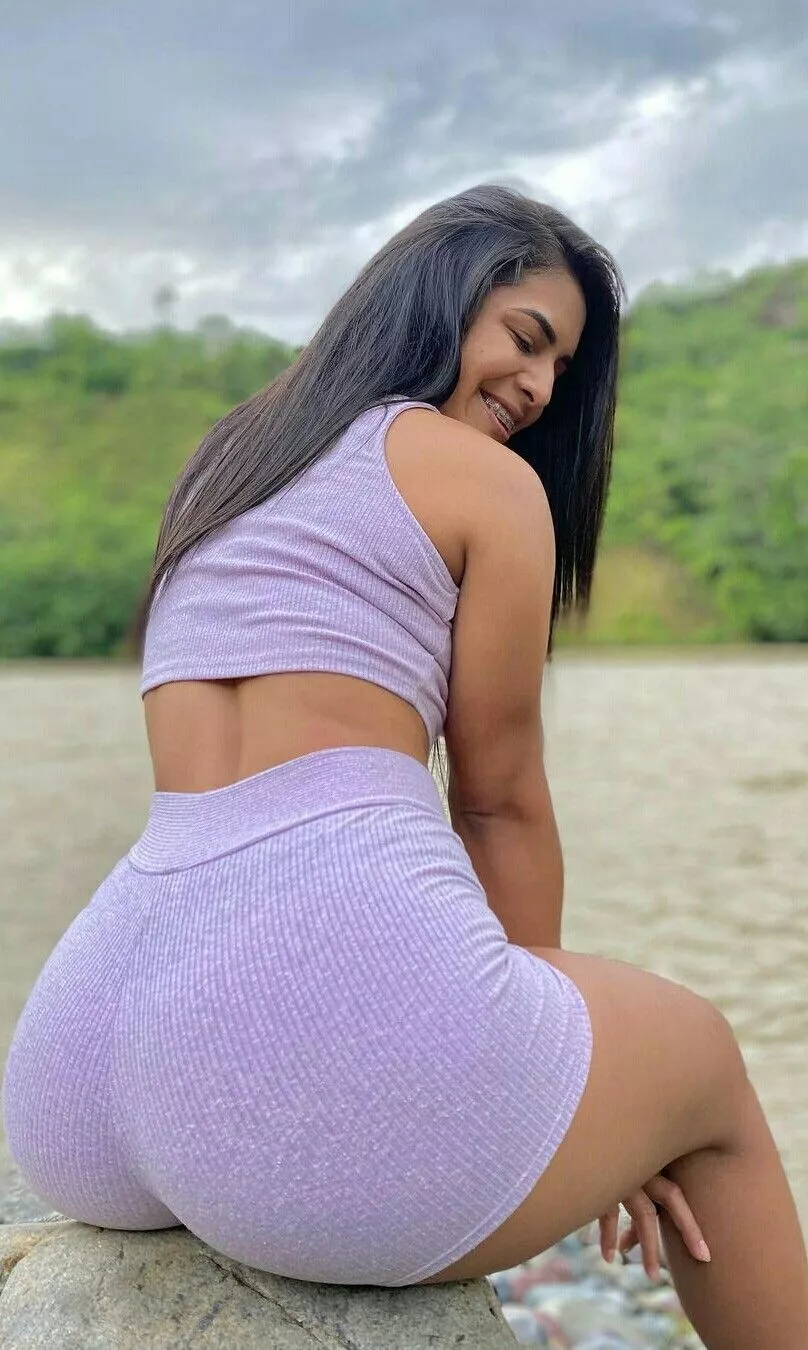 Rump on a rock