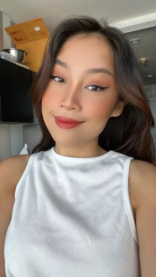 Safe for work hottie ❤️