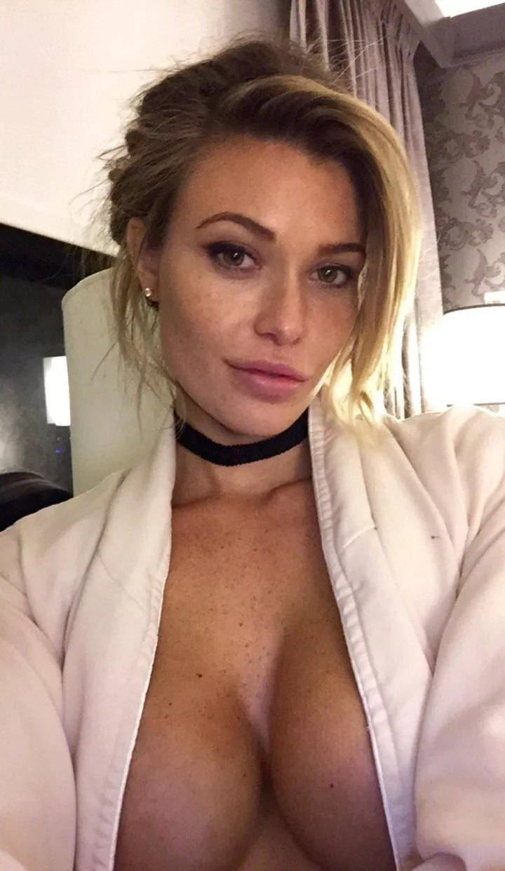 Samantha Hoopes