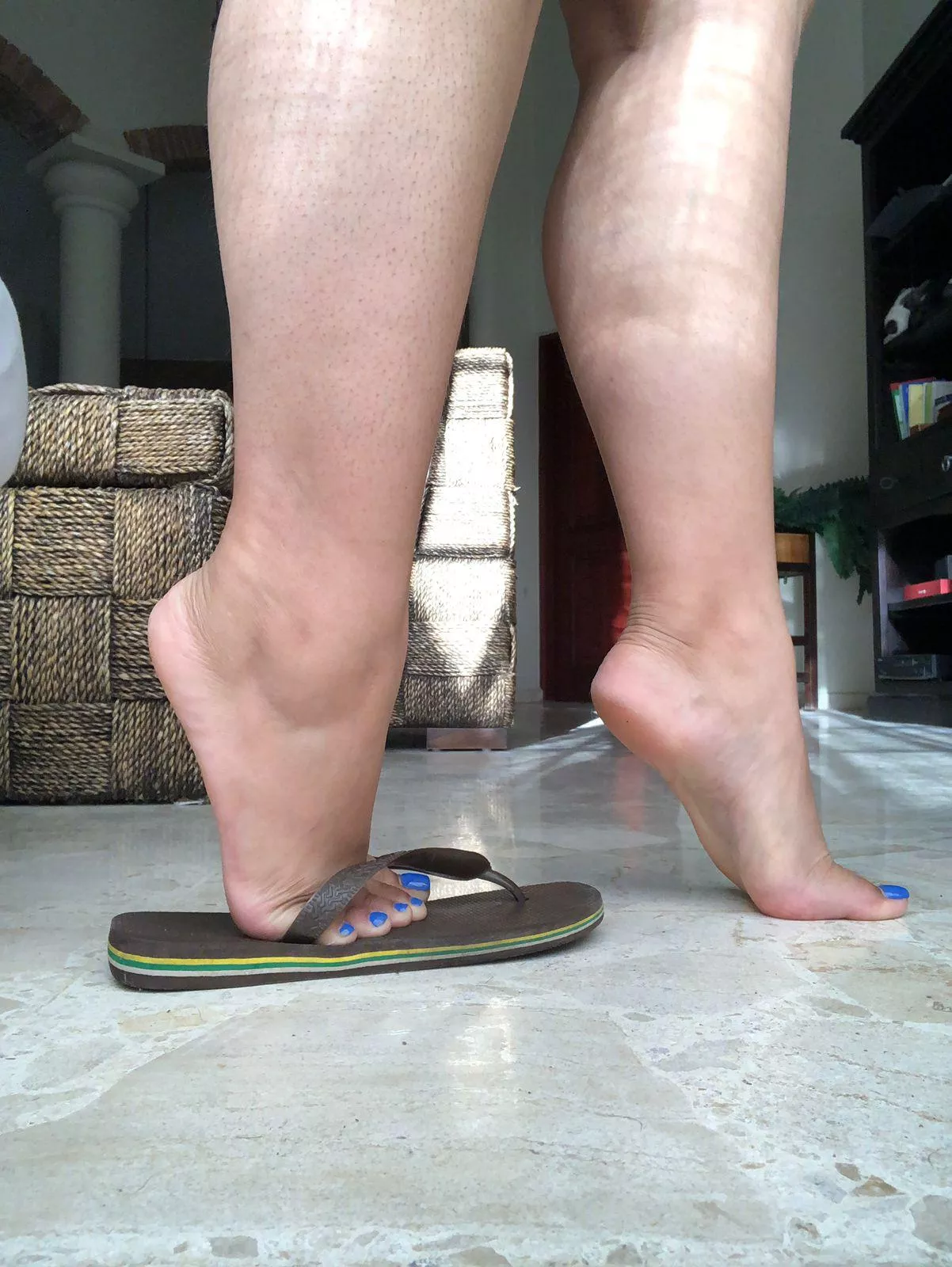 Sandals or barefoot?