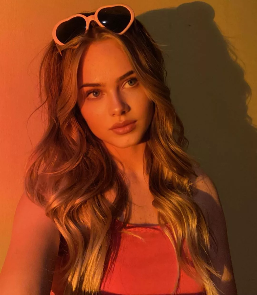 Sara in sunglasses