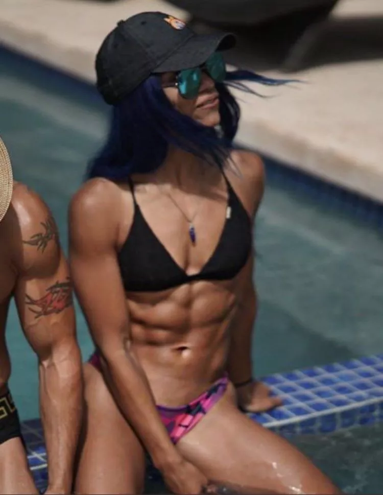 Sasha Abs