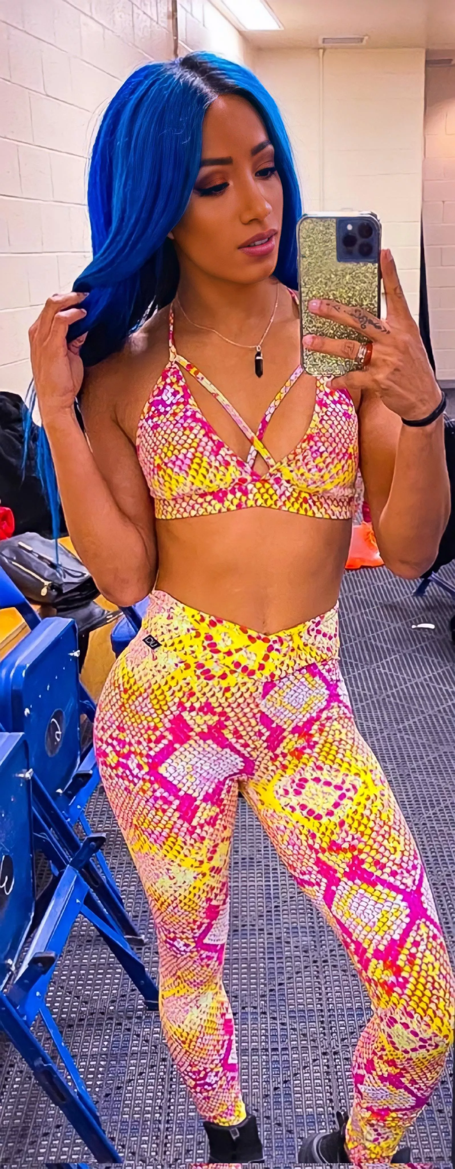 Sasha skin tight