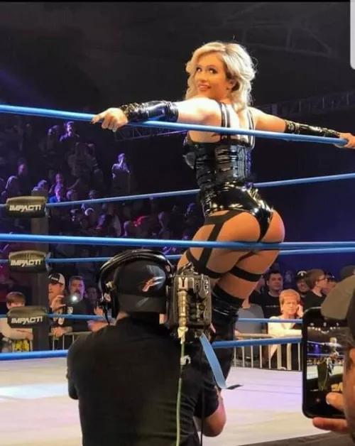 Scarlett bordeaux