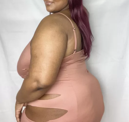 [SELLING] ⚠️$20 Quickie Session w/ Madame⚠️‼️ [cam] [sext] [fet] [dom]