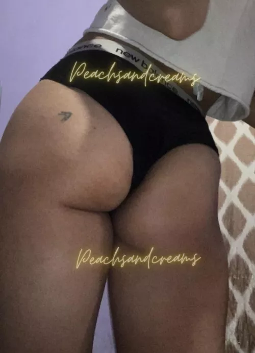 [selling] I bet you’ll love the taste of this Latina. ☀️Verify seller☀️Panties☀️
