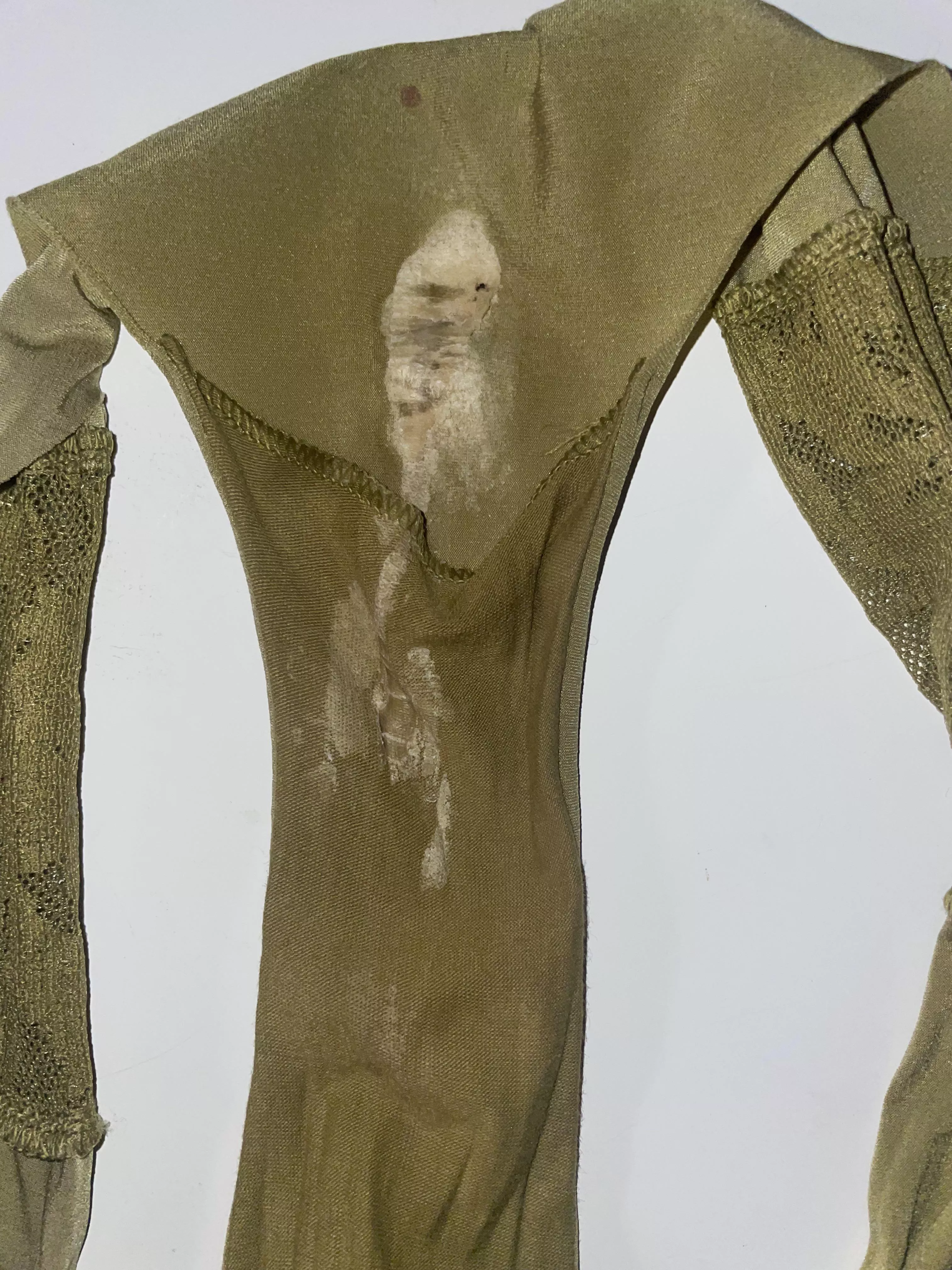 [selling] my wife’s crusty panties. What would you do with them ?